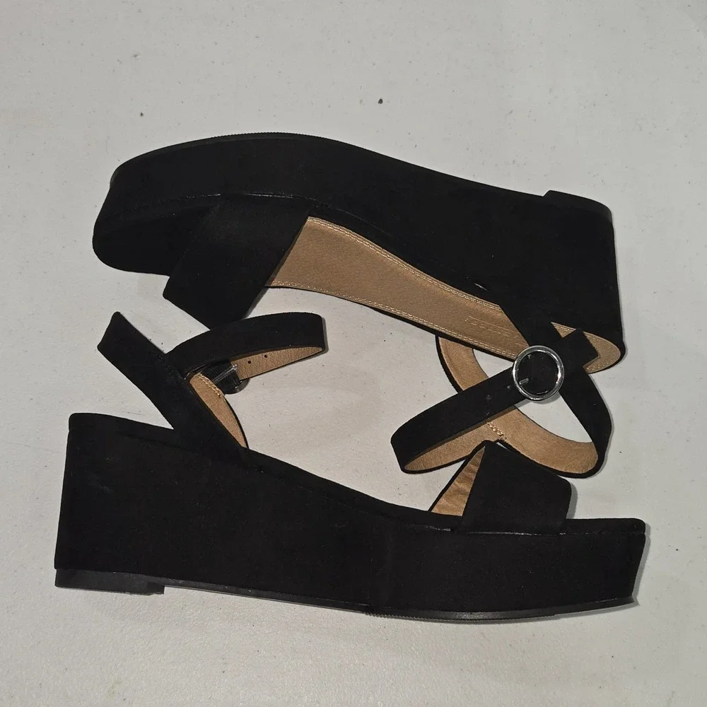 ASOS Shoes Womens 7 Black Faux Suede Platform Wedge Sandals Ankle Strap AC678